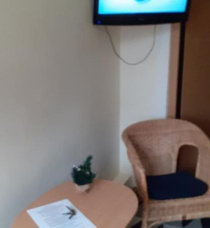 Small Room With A Private External Bathroom คอนัส ภายนอก รูปภาพ