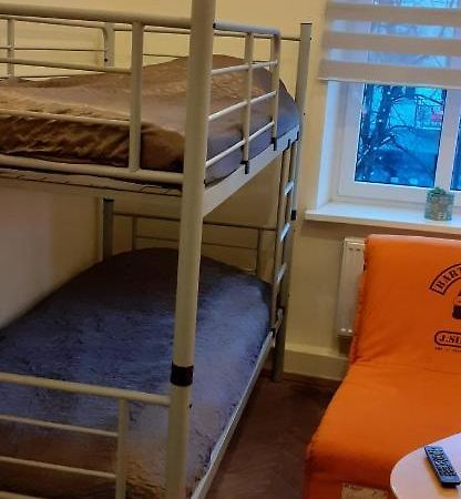 Small Room With A Private External Bathroom คอนัส ภายนอก รูปภาพ